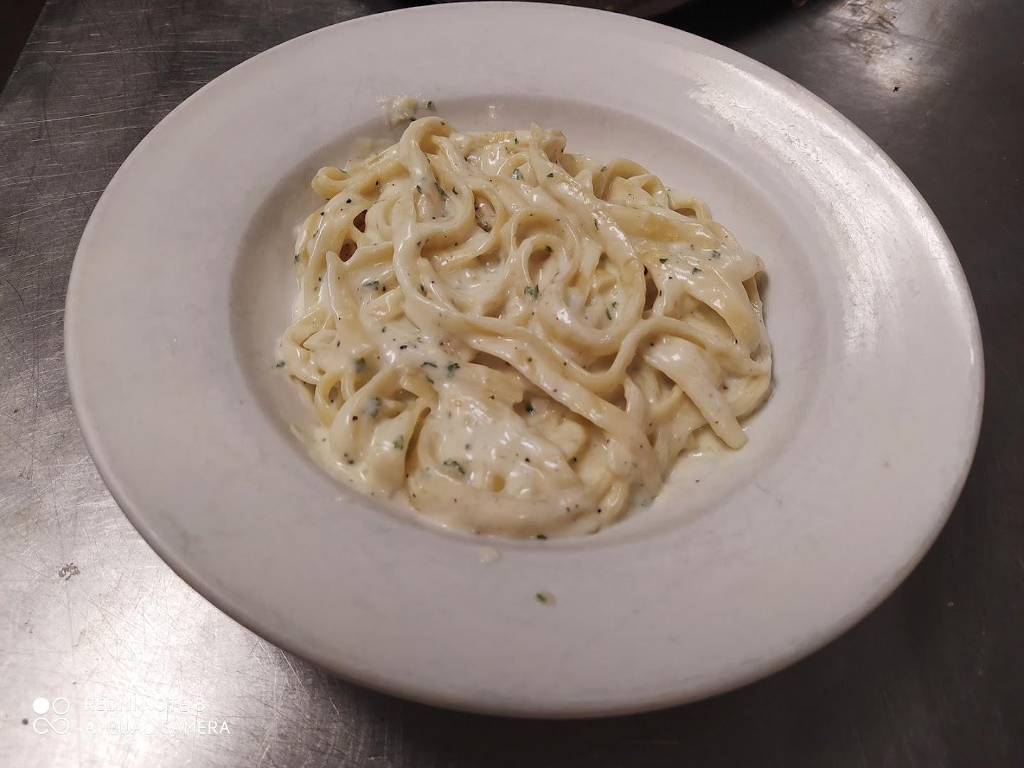 Joe's Pasta & Pizza